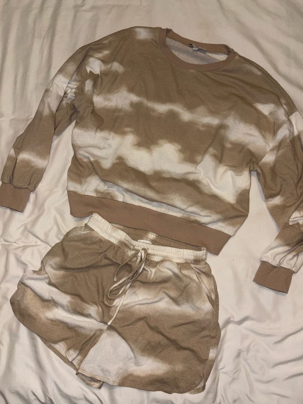 Tie-Dye Taupe and White Matching Set - Cozy Pullover & Shorts